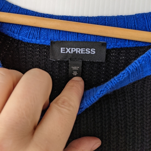 EXPRESS chunky oversized colorblock royal blue ribbed knit crewneck sweater - Picture 2 of 8